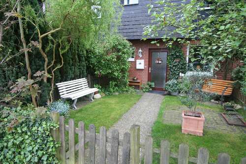 Foto - Haus zum Mieten in Burgdorf 1.449,00 € 138 m²