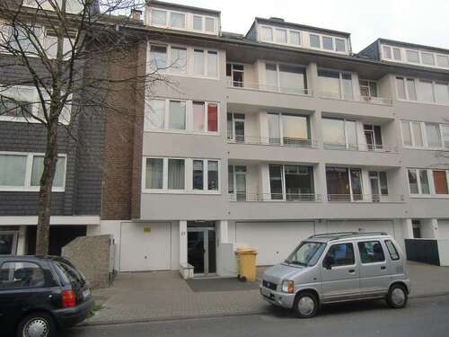 Foto - Haus zum Kaufen in Düsseldorf 5.080.000,00 € 1716 m²