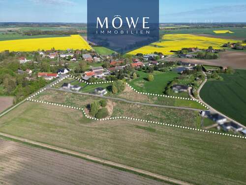 Foto - Grundstück zu verkaufen in Sukow-Levitzow 66.500,00 € 700 m²