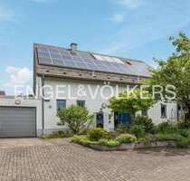 Haus zum Kaufen in Bergisch Gladbach - Rommerscheid 949.000,00 € 327 m²
