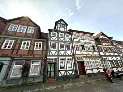 Foto - Haus zum Kaufen in Peine 89.000,00 € 192 m²