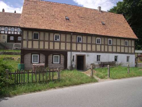Foto - Haus zum Kaufen in Niedercunnersdorf 35.000,00 € 100 m²