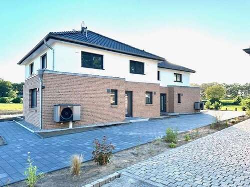 Foto - Haus zum Kaufen in Düdenbüttel 479.000,00 € 133 m²