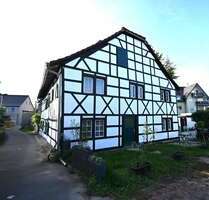 Haus zum Kaufen in Solingen 349.000,00 € 200 m²