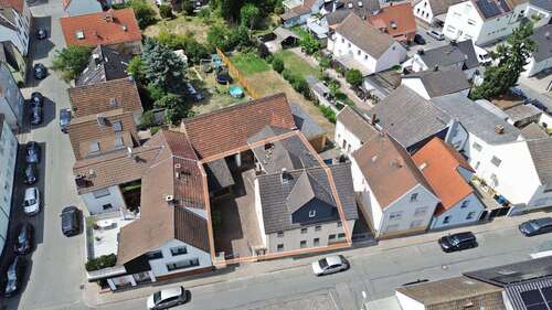 Foto - Haus zum Kaufen in Stockstadt am Rhein 320.000,00 € 290 m²