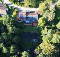 Haus zum Kaufen in Feucht Moosbach 899.000,00 € 330 m² - Feucht / Moosbach