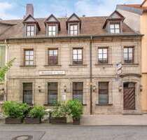 Haus zum Kaufen in Erlangen 1.197.000,00 € 274.5 m²