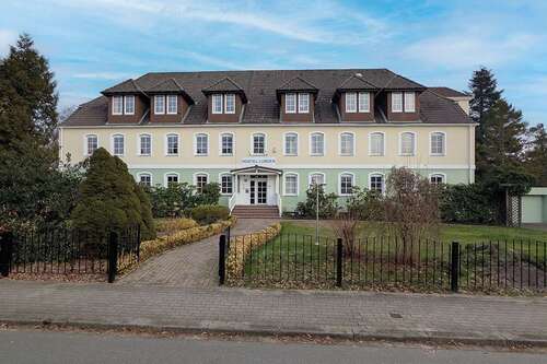 Foto - Haus zum Kaufen in Lunden 699.000,00 € 1525 m²