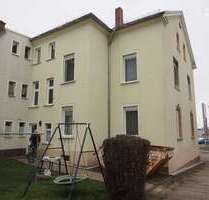 Haus zum Kaufen in Burgstädt, Taura 350.000,00 € 354 m²