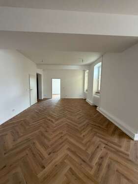 Foto - Haus zum Kaufen in Strümpfelbrunn 650.000,00 € 350 m²