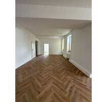 Haus zum Kaufen in Strümpfelbrunn 650.000,00 € 350 m²