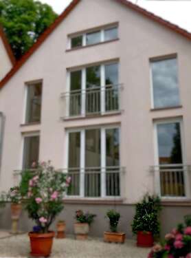 Foto - Haus zum Mieten in Frankfurt am Main 3.350,00 € 178 m²