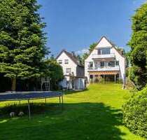 Haus zum Kaufen in Düsseldorf 998.000,00 € 285 m²