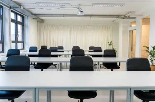 Foto - Büro in Berlin 400,00 € 500 m² - 400,00 EUR Kaltmiete, ca.  500,00 m²