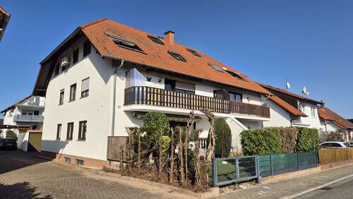 Foto - Wohnung zum Kaufen in Lingenfeld 240.000,00 € 87 m²