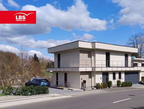 Foto - Haus zum Kaufen in Solingen 1.750.000,00 € 274 m²