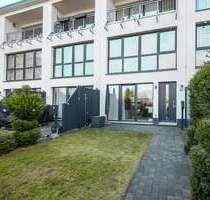 Haus zum Mieten in Hamburg-Eidelstedt 1.800,00 € 103 m²