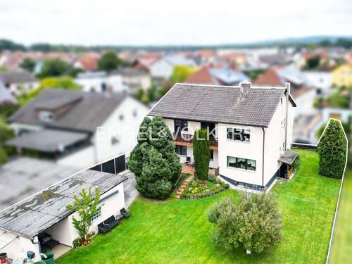 Foto - Haus zum Kaufen in Teublitz 425.000,00 € 179 m²