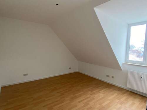 Foto - Wohnung zum Mieten in Chemnitz 445,00 € 82.16 m²