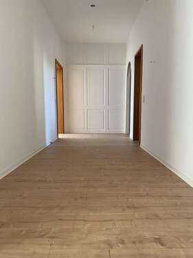 Foto - Wohnung zum Mieten in Hof 650,00 € 93.76 m²
