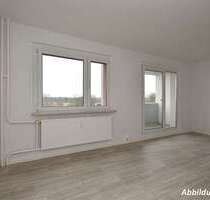 Wohnung zum Mieten in Halle (Saale) 356,00 € 56.96 m²