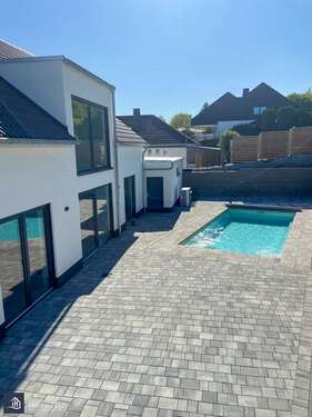 Foto - Haus zum Kaufen in Gückingen 799.000,00 € 182 m²