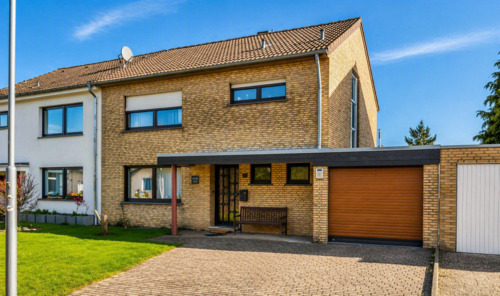 Foto - Haus zum Kaufen in Eschweiler 445.000,00 € 160 m²