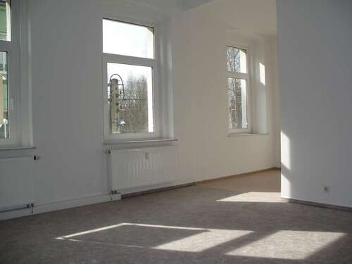Foto - Wohnung zum Mieten in Werdau 341,00 € 66.27 m²