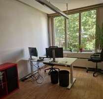 Büro in Köln 389,00 € 13.43 m² - 389,00 EUR Kaltmiete, ca.  13,43 m² in Köln (PLZ: 50935)