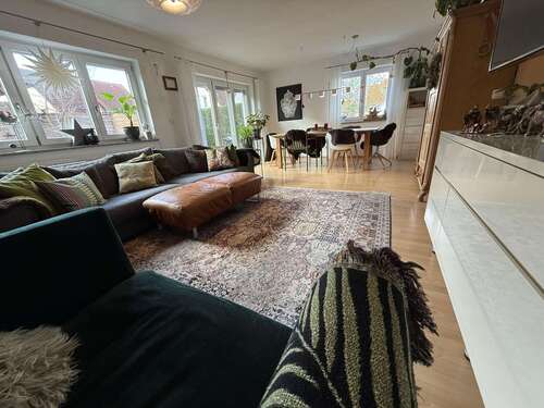 Foto - Haus zum Mieten in Bubenreuth 2.310,00 € 189.77 m²