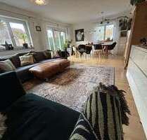 Haus zum Mieten in Bubenreuth 2.310,00 € 189.77 m²