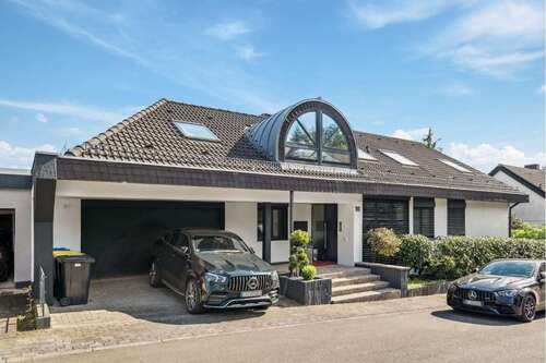 Foto - Haus zum Kaufen in Taunusstein 1.390.000,00 € 446 m²