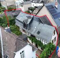 Haus zum Kaufen in Winningen 115.000,00 € 130 m²