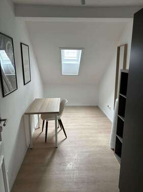 Foto - WG-Zimmer in Stuttgart 600,00 € 10 m²