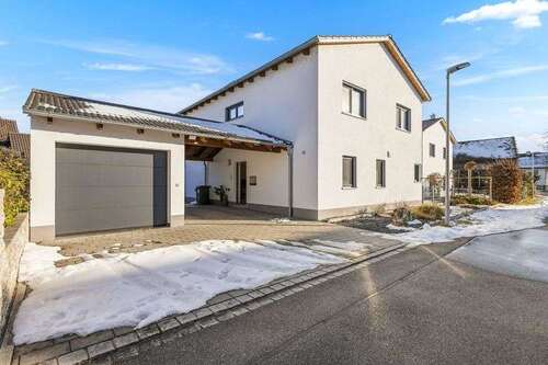 Foto - Haus zum Kaufen in Mintraching Gengkofen 649.000,00 € 148 m²