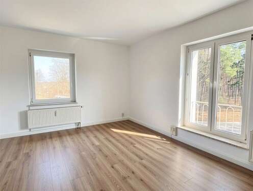 Foto - Wohnung zum Mieten in Groß Schacksdorf 389,00 € 79.3 m²