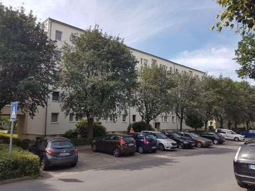 Foto - Wohnung zum Mieten in Hermsdorf 340,00 € 58.92 m²