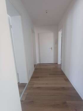 Foto - Wohnung zum Mieten in Glauchau 499,00 € 89 m²