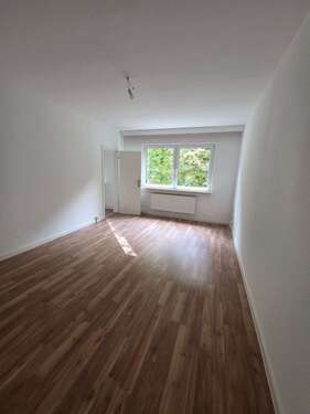 Foto - Wohnung zum Mieten in Schwerin 354,00 € 51 m²