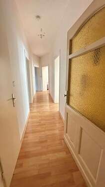Foto - Wohnung zum Mieten in Helsa 640,00 € 90 m²