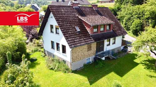 Foto - Haus zum Kaufen in Bad Berleburg 99.000,00 € 151.84 m²