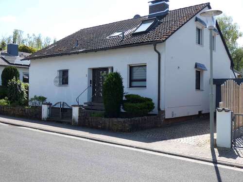 Foto - Haus zum Kaufen in Schöneck 555.000,00 € 168 m²