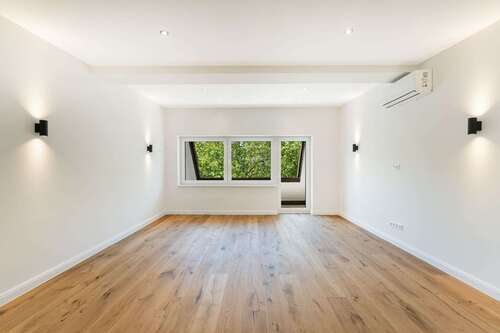 Foto - Wohnung zum Kaufen in Düsseldorf 749.000,00 € 122 m²