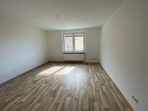 Foto - Wohnung zum Mieten in Suhl 369,97 € 57.43 m²