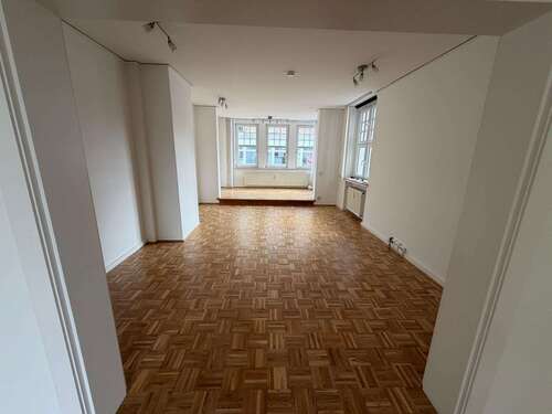 Foto - Büro in Moers 1.050,00 € 88 m² - 1.050,00&nbsp;EUR Kaltmiete, ca.&nbsp; 88,00&nbsp;m&sup2;
