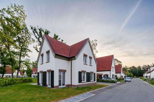 Foto - Haus zum Kaufen in Beelitz 719.000,00 € 143.08 m²