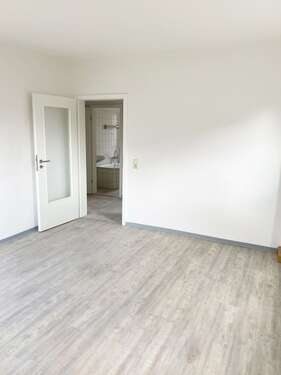 Foto - Wohnung zum Mieten in Ronneburg 300,00 € 49.78 m²