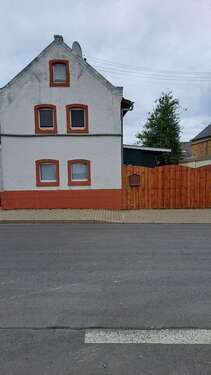 Foto - Haus zum Kaufen in Mechernich-Wachendorf 99.000,00 € 90 m²