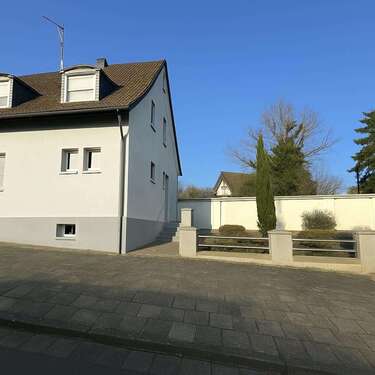 Foto - Haus zum Kaufen in Bergheim 379.000,00 € 125 m²
