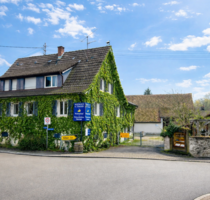 Haus zum Kaufen in Zunzingen 1.400.000,00 € 372 m²